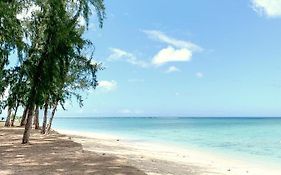 Lovely beachfront boutique apartment